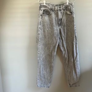 Gap Grey Acid Wash Barrel Jean